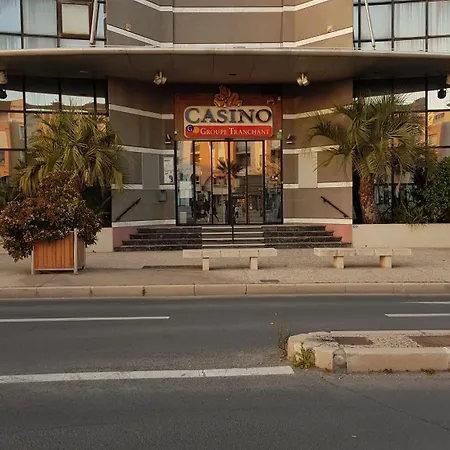 La Plage Vous Appartient - Studio Cabine Vue Mer *